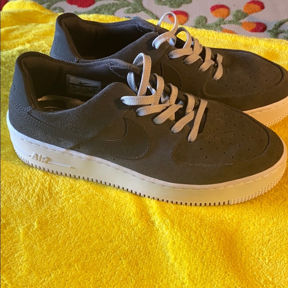 Nike Sage Air Force 1